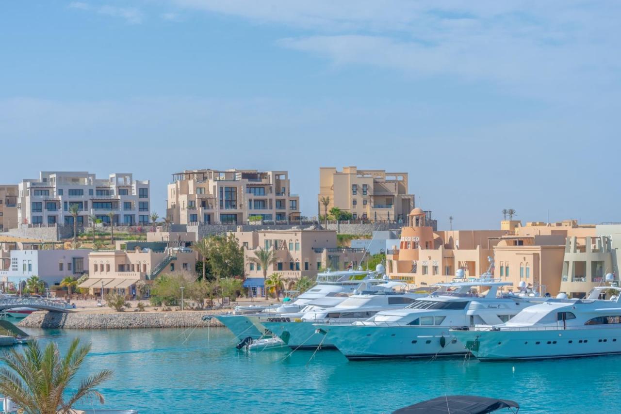 Lovely Sea View 2br In 