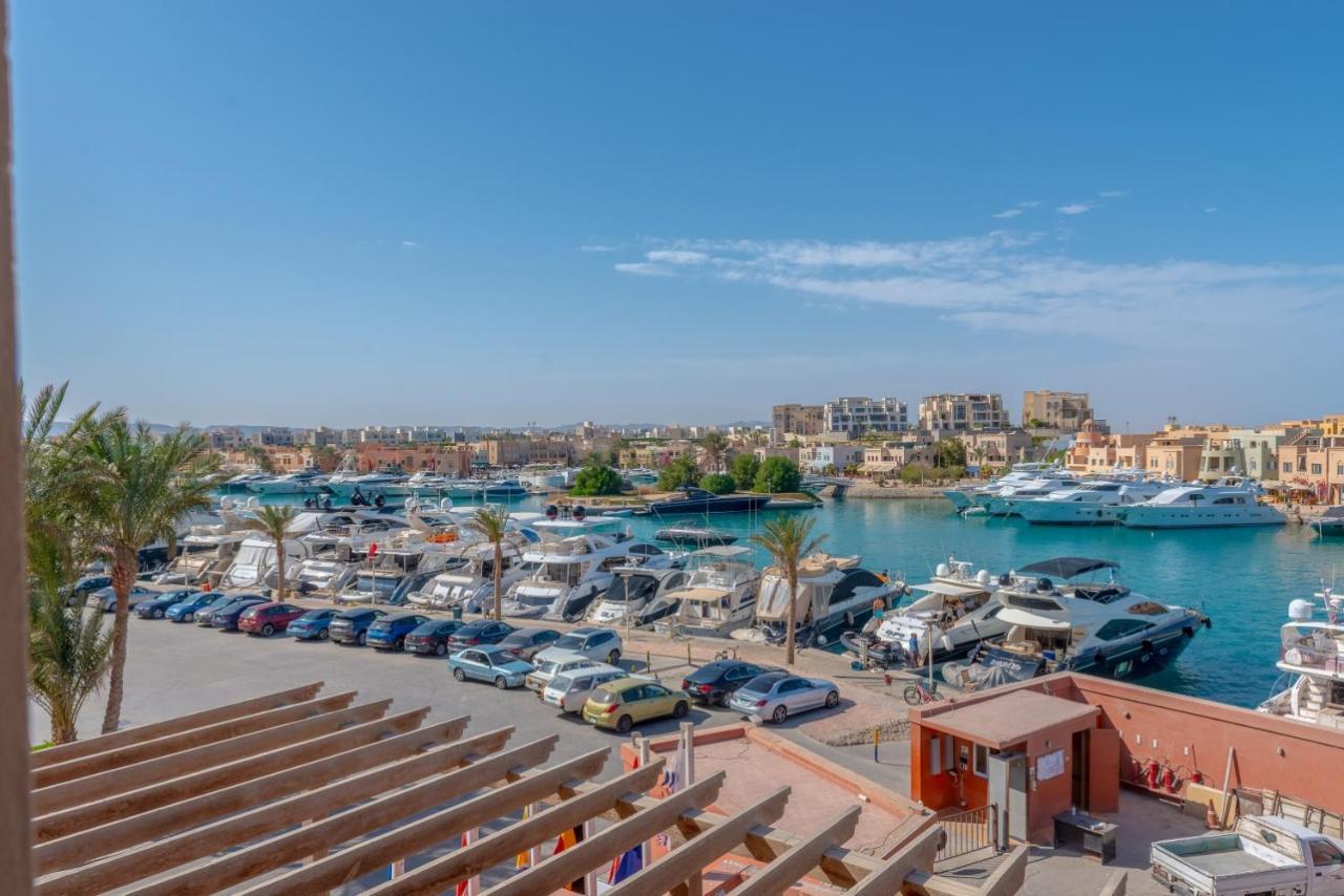 Lovely Sea View 2br In 